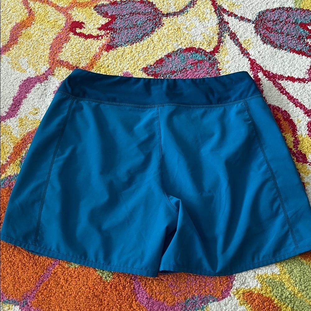 EXCELLENT CONDITION TITLE NINE 5” SUMMER SHORTS MEDIUM ANTI-RUN - Picture 4 of 6